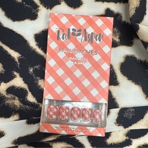Red Aspen Nail Dashes “Picnic with Mimi”